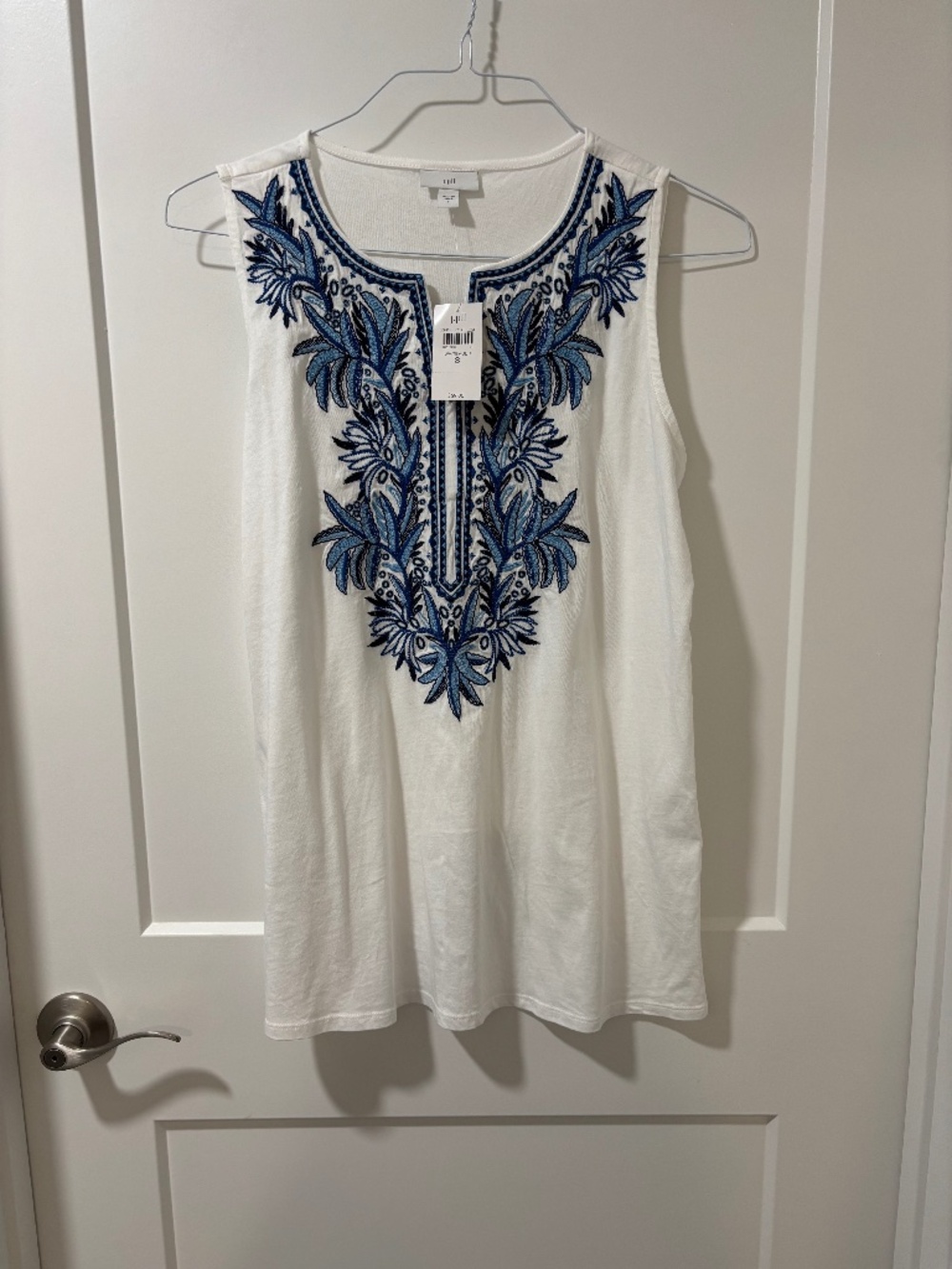 J. Jill Sleeveless White Embroidered Tunic Top